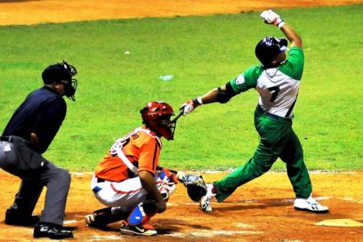 Play off: Mitad naranja, mitad verde