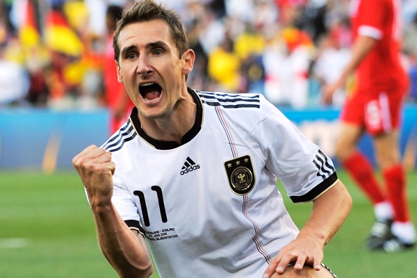 Miroslav Klose, buscará convertirse en el máximo goleador de los Mundiales.