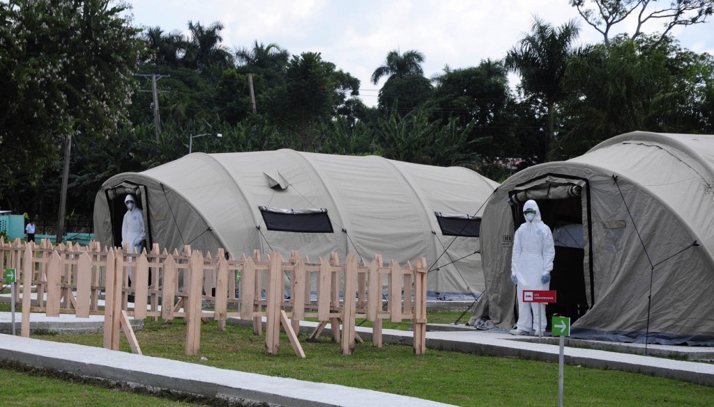 Polígono de preparación para unidades de tratamiento de Ébola. Foto: Roberto Carlos Medina