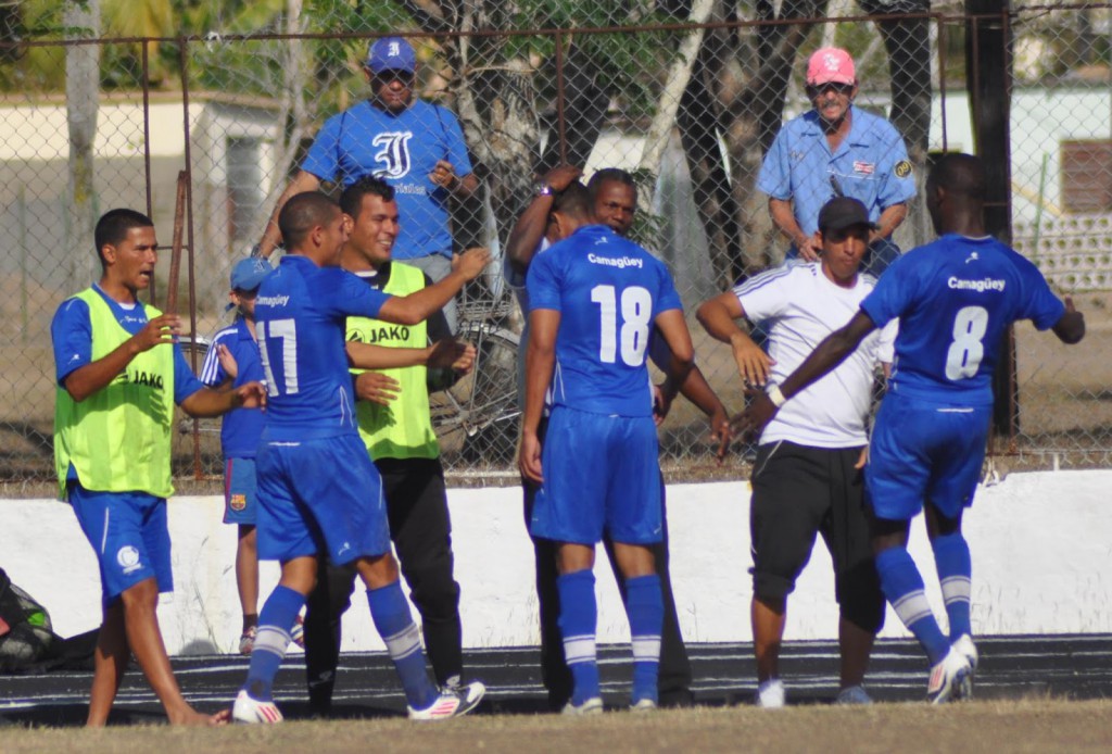 En este 2015 Camagüey podría recuperar la corona del fútbol en Cuba, 38 años después del último triunfo como Granjeros.