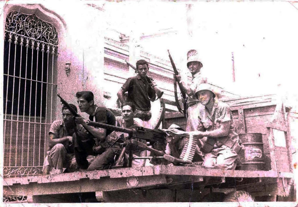 El 5 de septiembre de 1957, la población, armada, salió a las calles a combatir. Foto: Jorge García