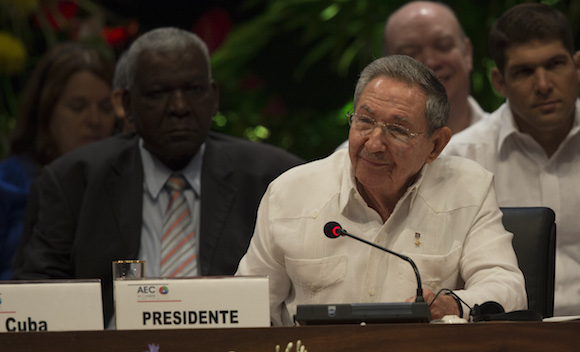 El Presidente cubano Raúl Castro Ruz, en una de sus intervenciones en la VII Cumbre de la AEC.