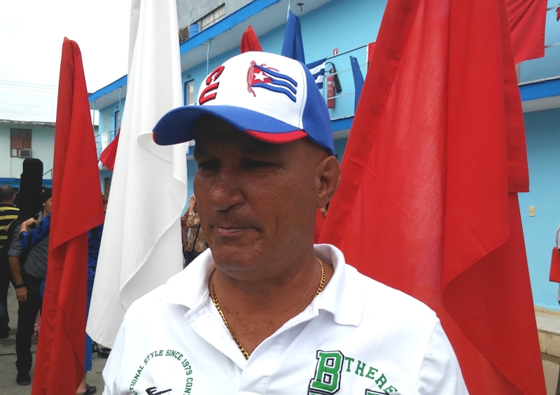 El campesino camagüeyano Pejerto Vázquez Velazco obtuvo el reconocimiento de Vanguardia del movimiento emulativo “Por las sendas del triunfo”. Foto: Orlando Seguí Aguilar