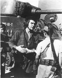 En la Batalla de Santa Clara el Che portaba la boina. (Foto de archivo del Che en la batalla de Santa Clara)