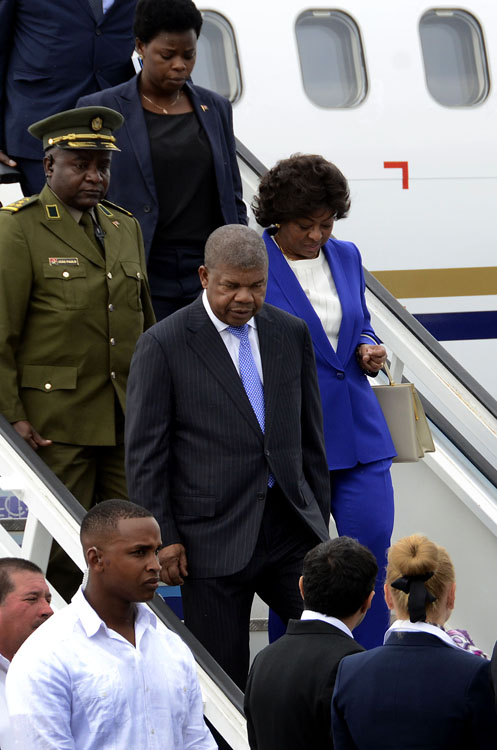 En Cuba presidente de Angola