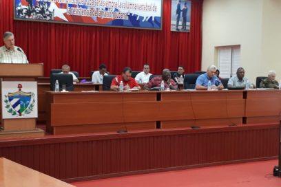 Valora Díaz-Canel inteligencia y preparación del pueblo avileño