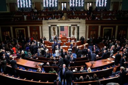 Congreso de EE.UU. aprueba resolución sobre impeachment que autoriza investigar a Trump (+ Videos)