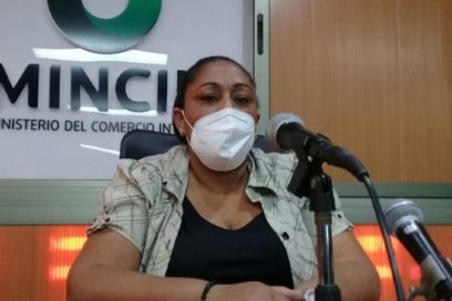 Venta de uniforme escolar en dos provincias que pronto iniciarán el curso 2021-2022