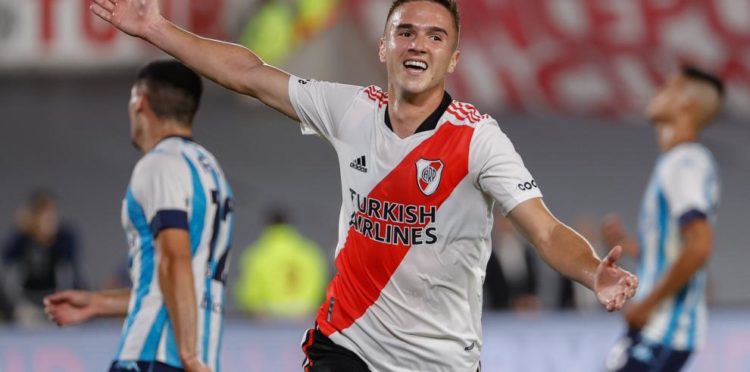 River Plate se corona campeón del fútbol argentino tras golear a Racing