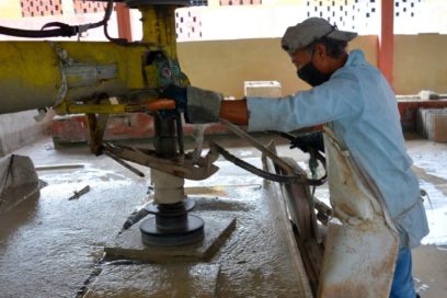 Beneficia a pineros reordenamiento en empresa de materiales de la construcción