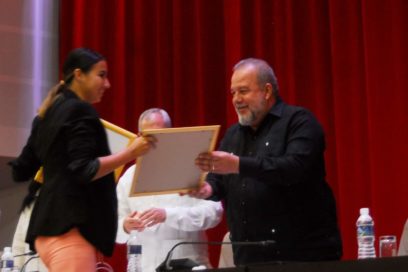 Exhorta Primer Ministro a la ética y profesionalidad en el sector jurídico
