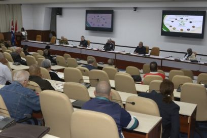 Y el municipio Martí se mueve