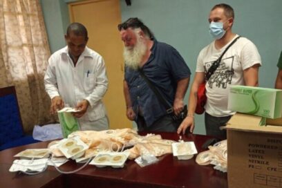 Favorecen amigos solidarios servicios de salud (+Fotos)