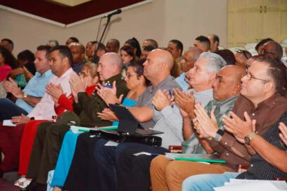 Asiste Presidente cubano a Asamblea Municipal del Poder Popular de Santa Clara (+Video y fotos)