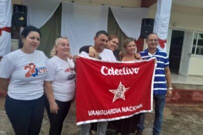 Reconocen colectivos destacados de Villa Clara