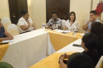 Intercambian en colectivos laborales sobre el impacto negativo del bloqueo a Cuba