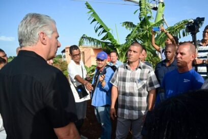Presidente de Cuba chequea centros productivos de Mayabeque