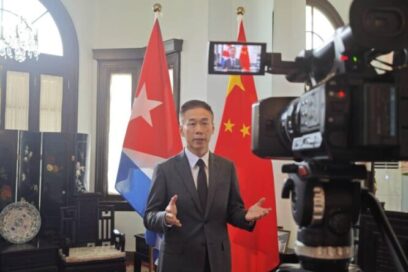 Embajador chino en Cuba condena el bloqueo